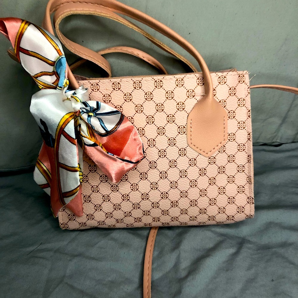 Mini shoulder bag